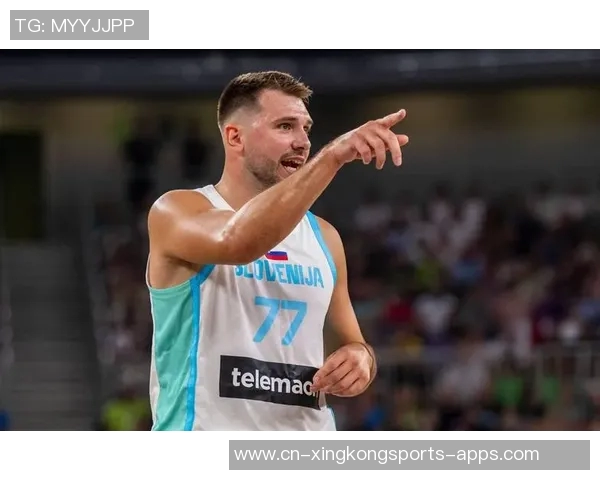 雷迪克确认东契奇将出战对阵太阳比赛里夫斯与斯玛特也将参赛 雷迪克确认东契奇将出战对阵太阳比赛里夫斯与斯玛特也将参赛