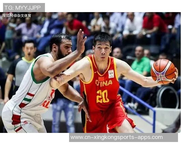 比尔西蒙斯看好黄蜂前景期待三球表现提升赢得球迷信任