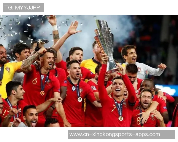 约克雷斯荣膺欧国联最佳射手奖杯以9球领跑射手榜展现卓越实力 约克雷斯荣膺欧国联最佳射手奖杯以9球领跑射手榜展现卓越实力