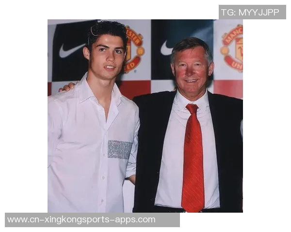 贝纳德斯基揭秘C罗真实个性谦逊友善与团队融洽相处