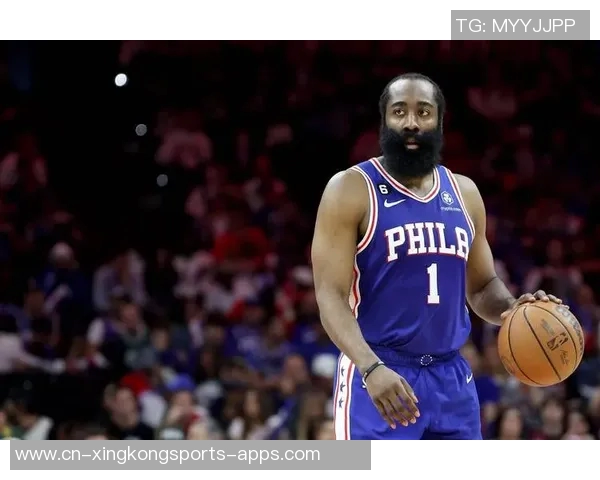 哈登晒世界杯用球合照引发中文译名三重浪热潮 哈登晒世界杯用球合照引发中文译名三重浪热潮