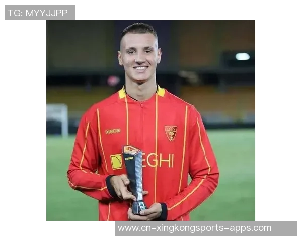 莱切总监科尔维诺盛赞卡马达天赋超群能力卓越年龄无阻 莱切总监科尔维诺盛赞卡马达天赋超群能力卓越年龄无阻